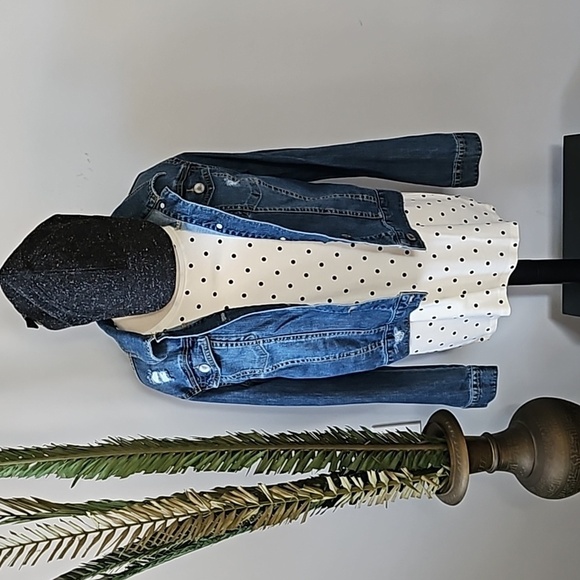 Croft & Barrow The Classic Tee Cream and Black Polka Dot Tee NWOT - Picture 4 of 12